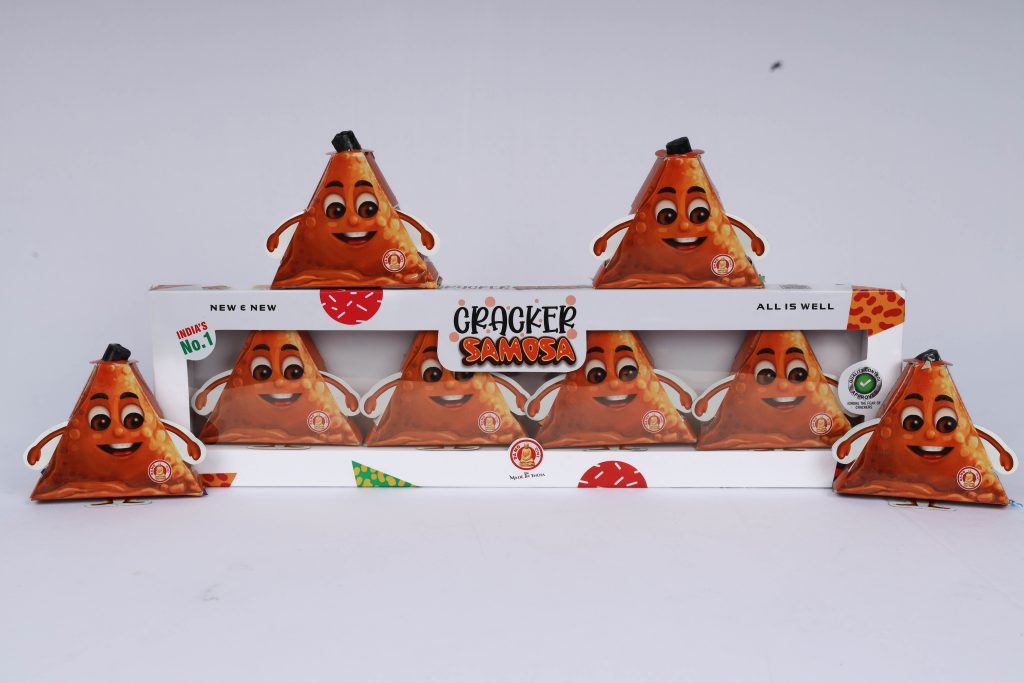 Crackers samosa (Bomb with Colour Paper)